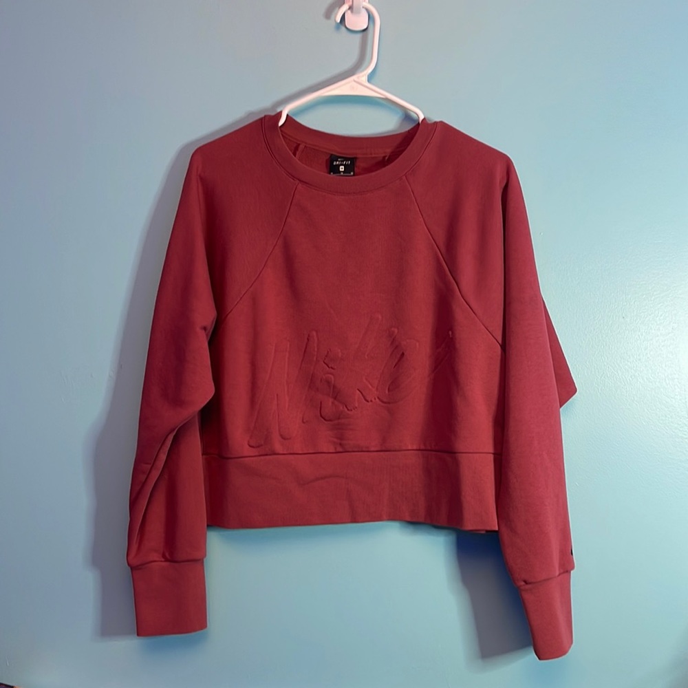 Nike womens’s size med. burgundy crop sweatshirt